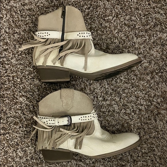 Vintage Suede and Leather Fringe Cowboy Boots - Picture 3 of 5